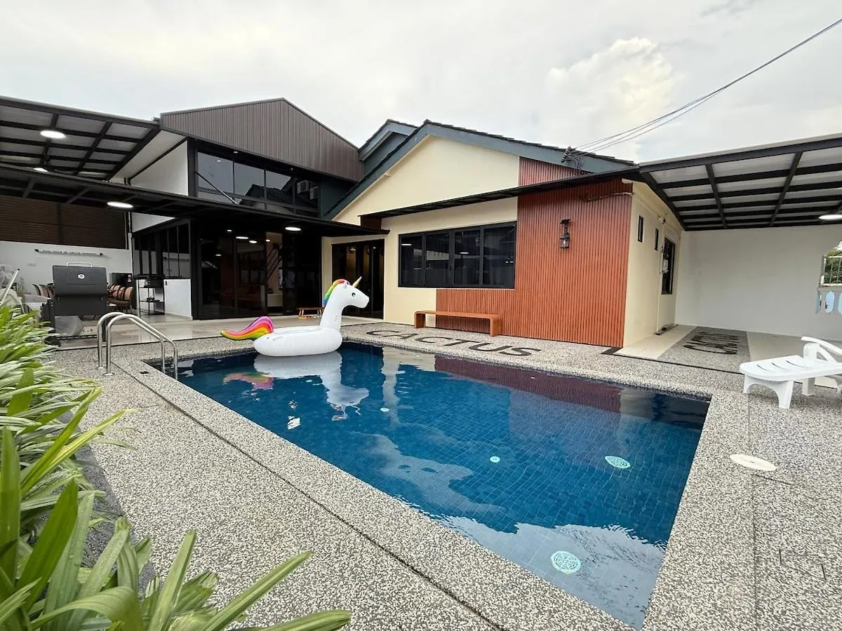 Nibong Pool Villa By Cactus Homestay Johor Bahru