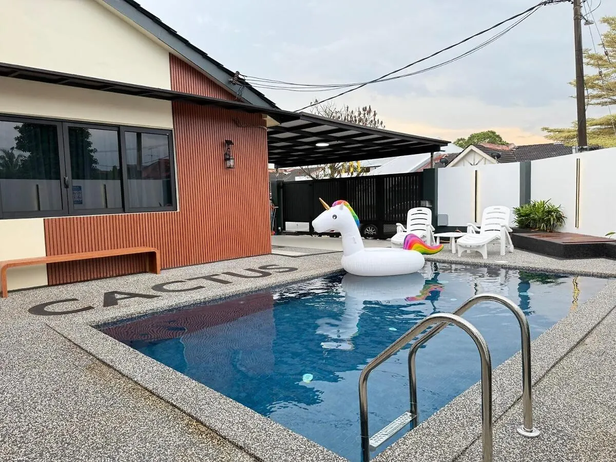 Nibong Pool Villa By Cactus Homestay Johor Bahru 0*,