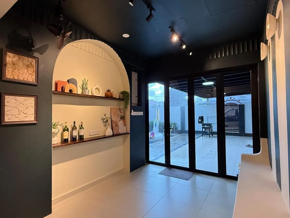 Nibong Pool Villa By Cactus Homestay Johor Bahru