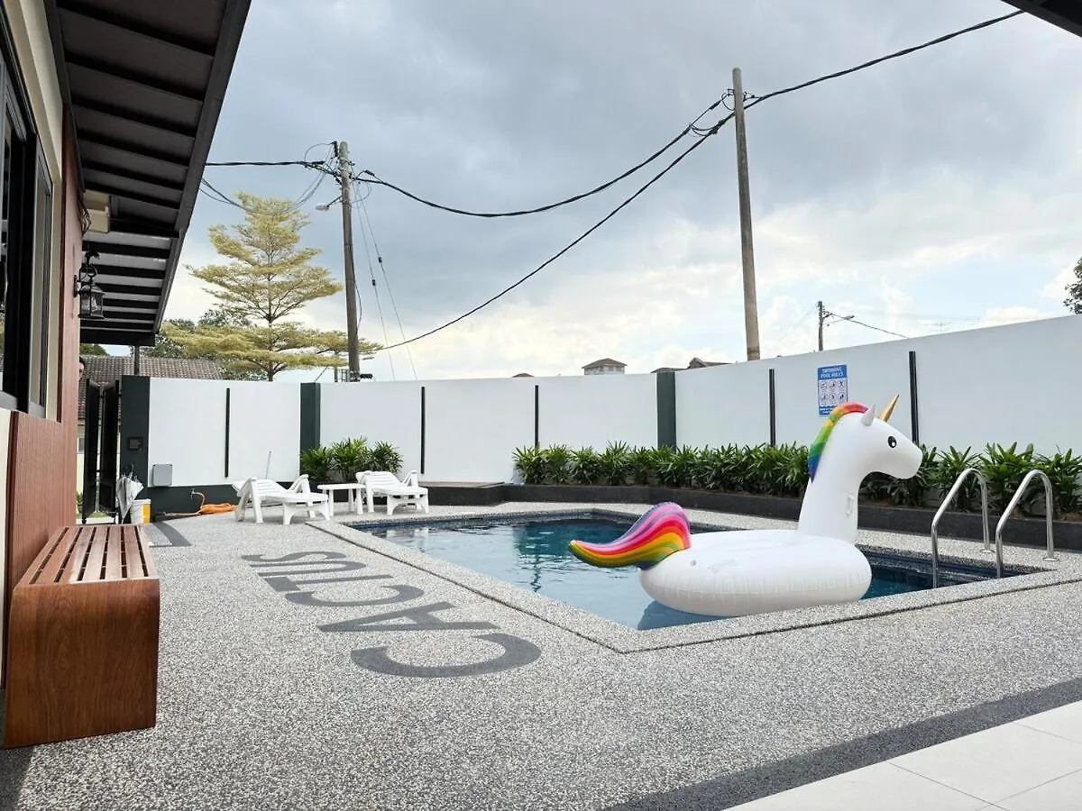 Nibong Pool Villa By Cactus Homestay Johor Bahru