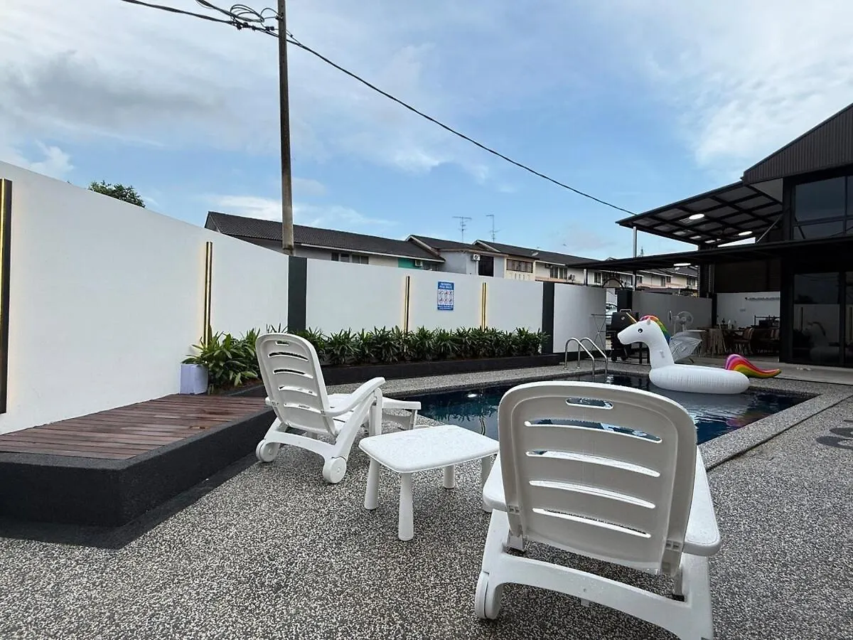 Nibong Pool Villa By Cactus Homestay Johor Bahru Malaysia
