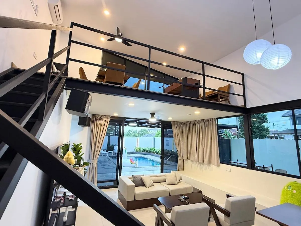 ג'והור בהרו Nibong Pool Villa By Cactus Homestay 0*, ג'והור בהרו