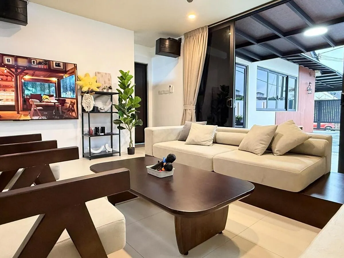 ג'והור בהרו Nibong Pool Villa By Cactus Homestay 0*, ג'והור בהרו מלזיה